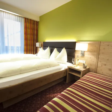 Roessl By Skinetworks 3*