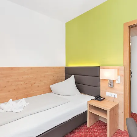 Roessl By Skinetworks