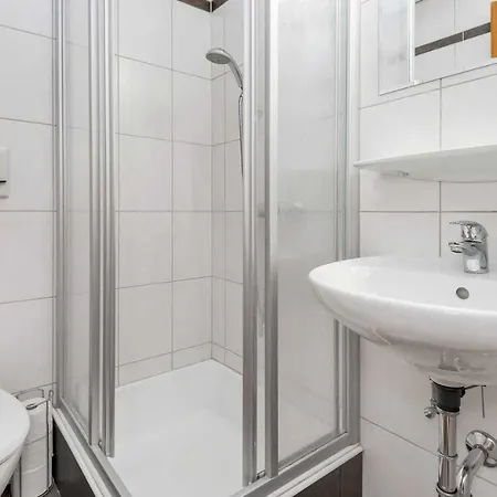 Roessl By Skinetworks