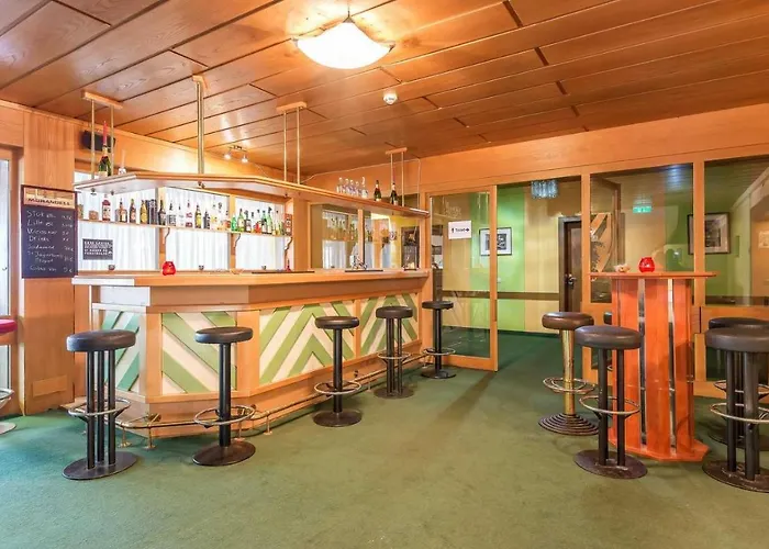 Hotel Roessl By Skinetworks