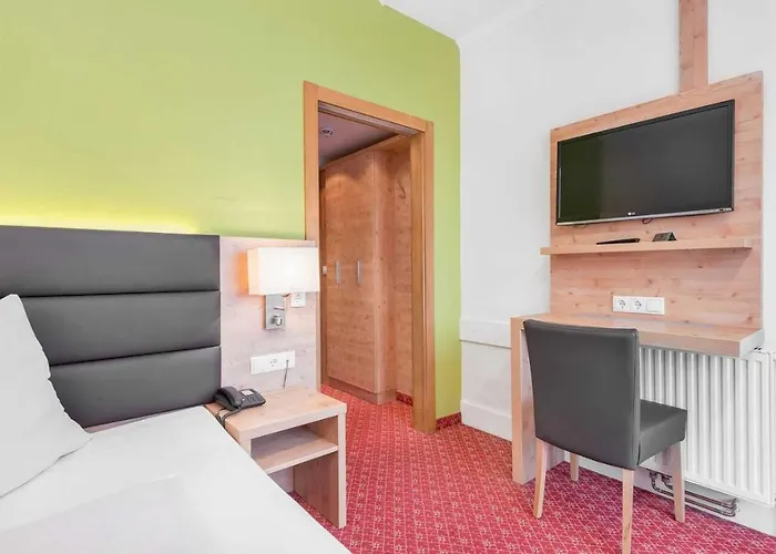 Roessl By Skinetworks Schladming