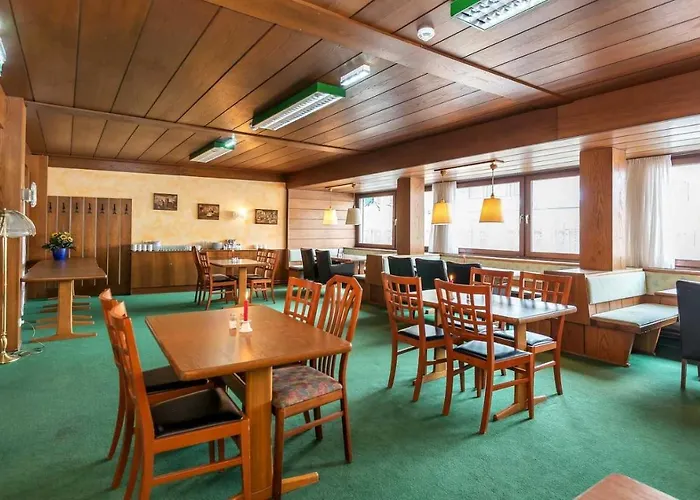 Roessl By Skinetworks Schladming